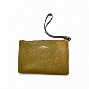 Coach Corner Zip Wristlet- Citron